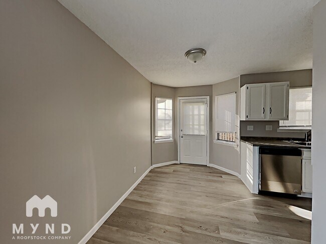 Building Photo - 629 Bennett Dr