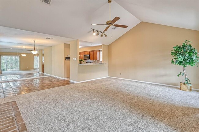 Building Photo - 2223 Kinbrook Dr