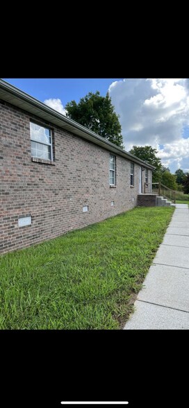 Building Photo - 7422 Highway 76 E