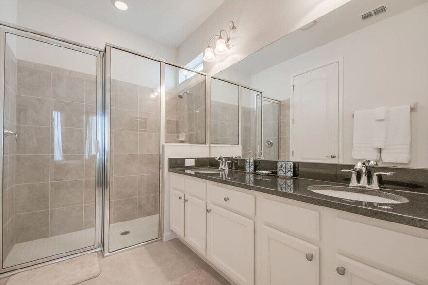 Building Photo - 4519 Monado Dr