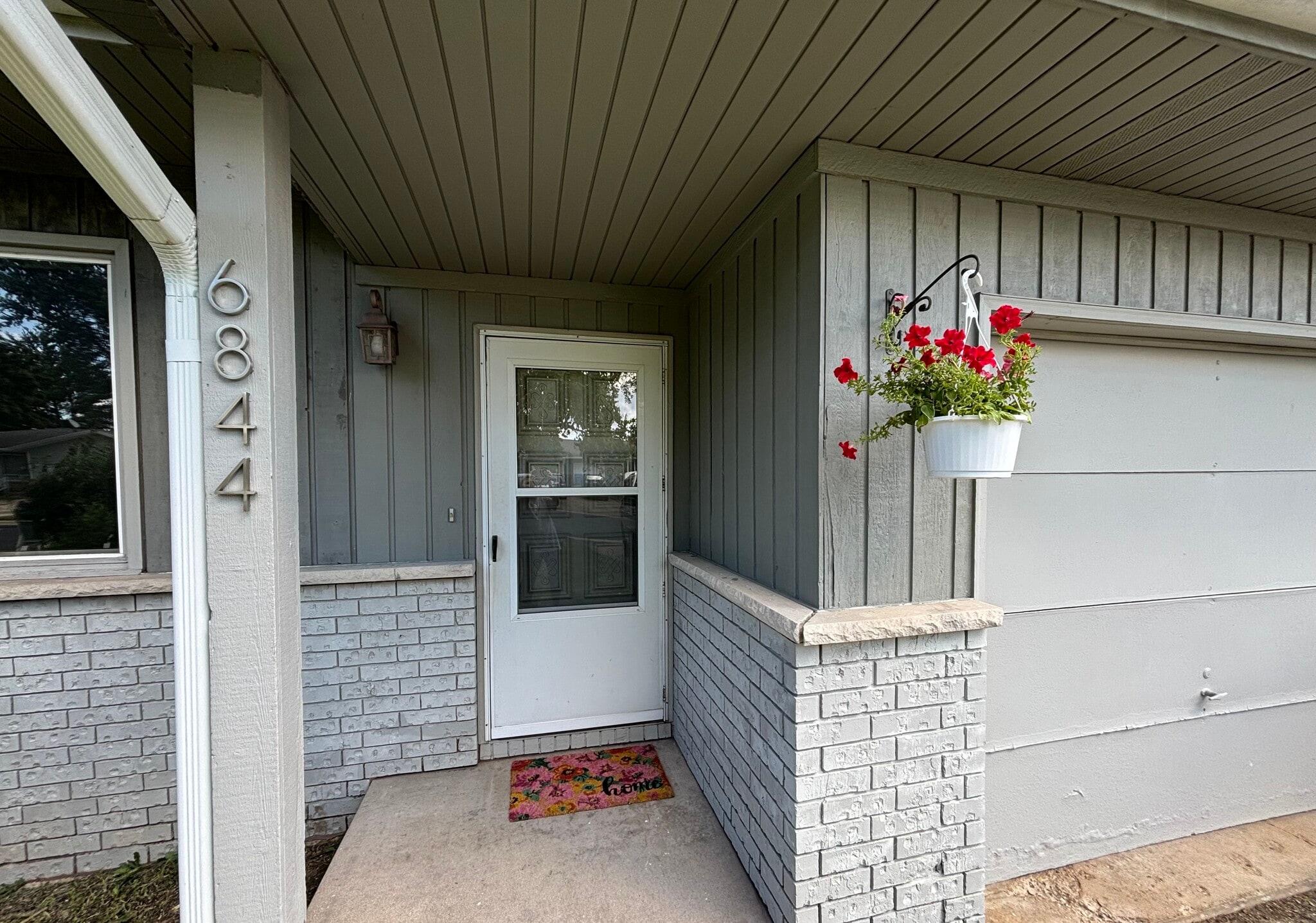 Building Photo - 6844 Sunset Meadow Dr