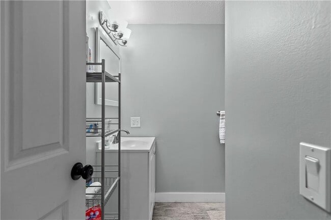 Building Photo - 66 Girard Ave