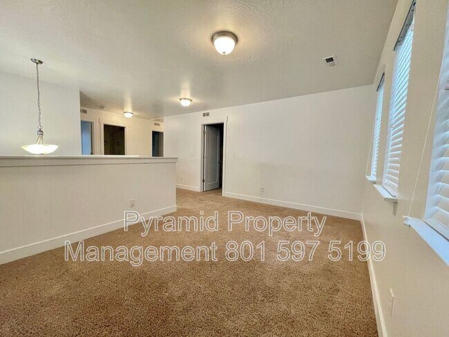 Building Photo - 836 E 340 S