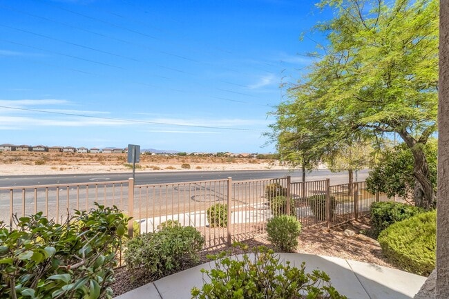 Building Photo - 8985 S Durango Dr