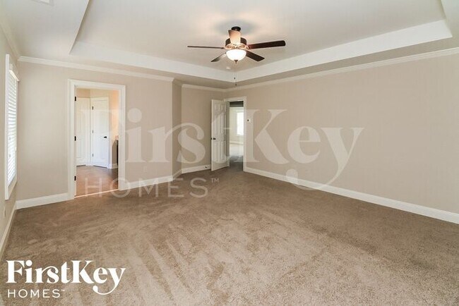 Building Photo - 112 Village Park Dr