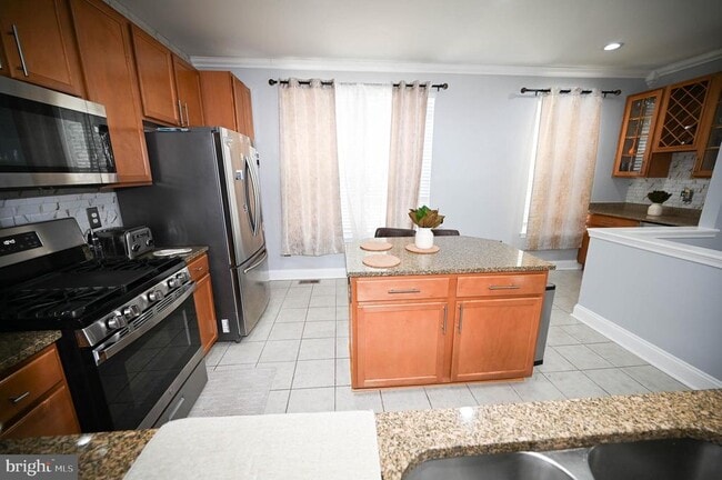 Building Photo - 9310 Paragon Way