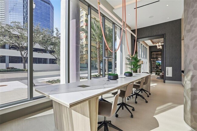 Building Photo - 275 1st Ave S