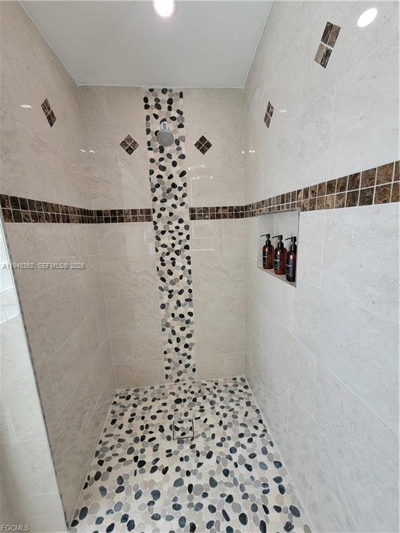 Building Photo - 237 SW 47th St