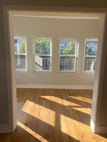 Dining room attached to living room - 62 Farley Ave