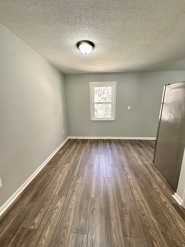 Building Photo - 1825 5th Way NW