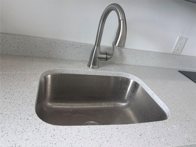 Building Photo - 15145 SW 30th St