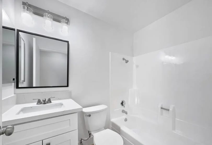 Building Photo - 25443 Vía Labrada