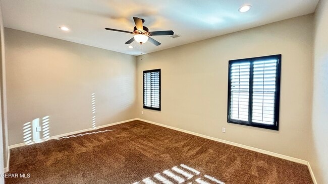 Building Photo - 2148 Honour Point Pl