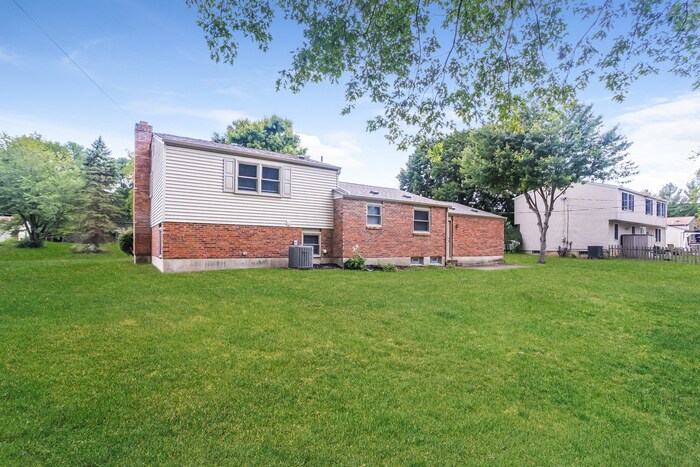 Building Photo - 4116 Calumet Cir
