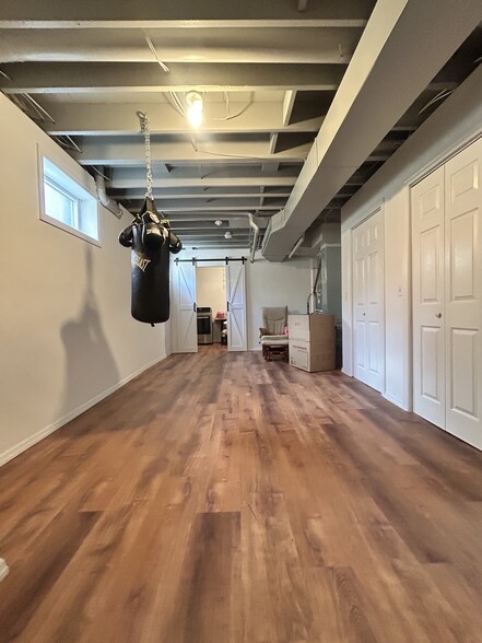 Building Photo - 112 Peapack Rd