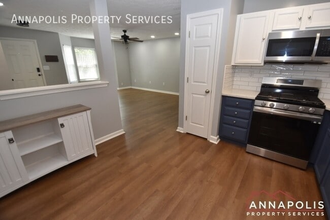 Building Photo - 8031 Brookstone Ct
