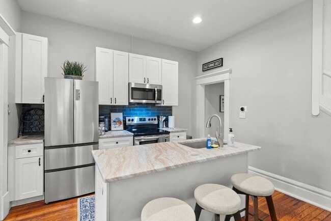 Building Photo - Fully Furnished Luxury Condo in Olde Towne East