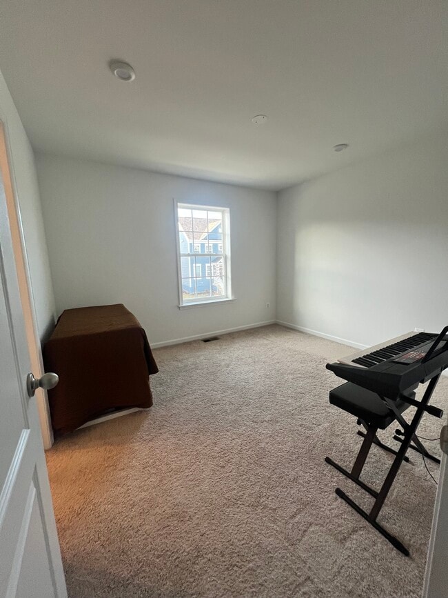 Building Photo - 230 Newbury St