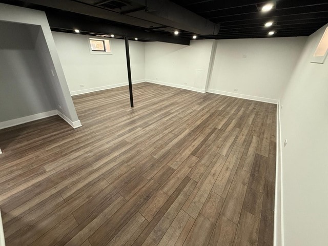 Building Photo - 7441 N Oriole Ave