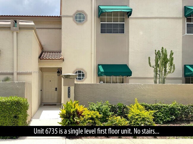 Building Photo - 6735 Via Regina