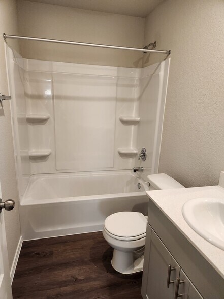 Building Photo - 260 Gallant Front Trl