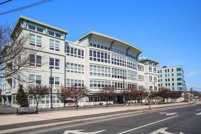 Building Photo - 10 Ocean Ave