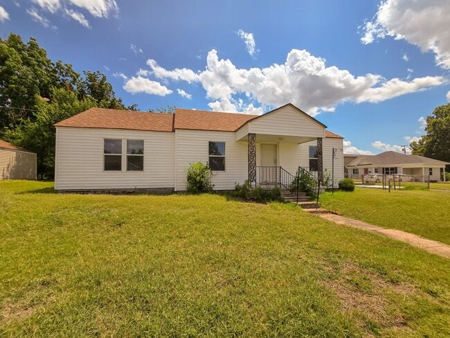 Building Photo - Cute 2 bedroom & 1 bath Home in Shawnee!