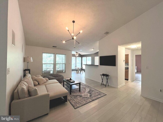 Building Photo - 2400 Autumn Harvest Ct