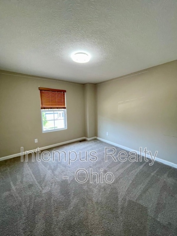 Building Photo - 7311 Blackwell Dr