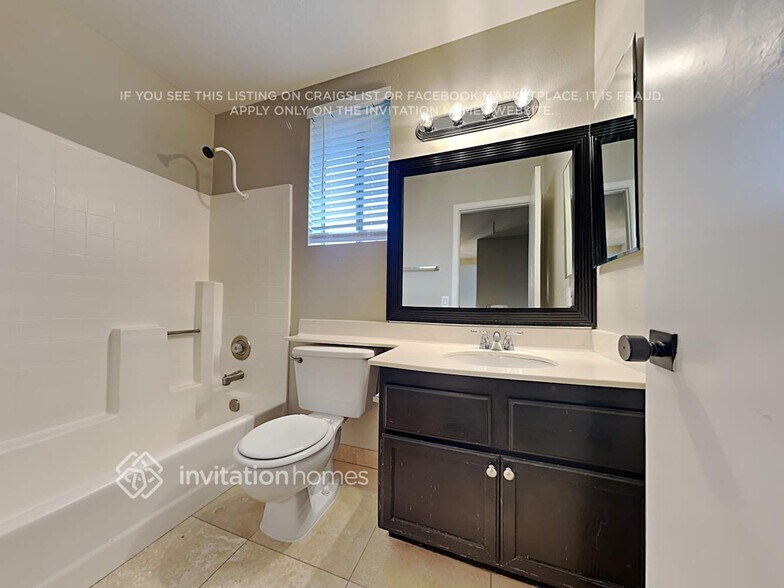 Building Photo - 5735 Indian Ridge Dr