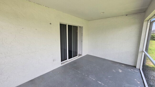 Building Photo - 104 Charles Dr