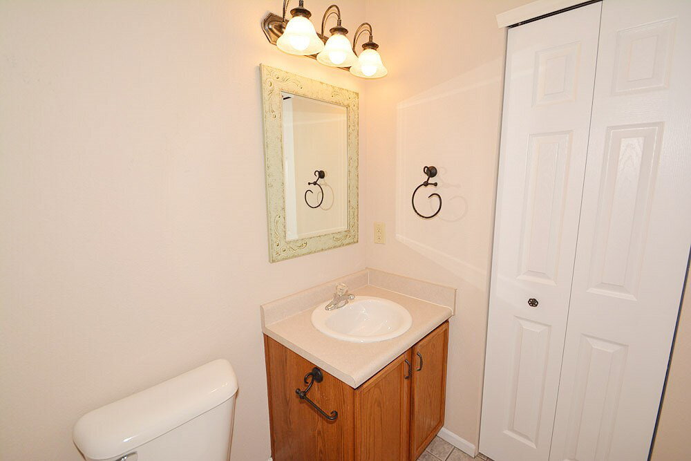 Building Photo - 14390 Black Farm Dr