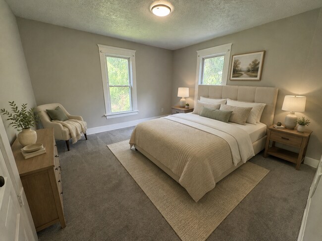 Building Photo - Large 5-Bedroom Akron Rental with Formal Dining Room and Full Basement