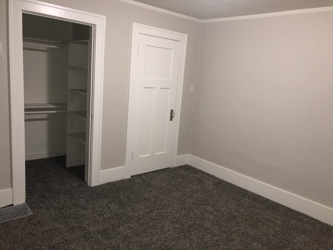 #1 Bedroom w/ walk in closet - 2718 Virginia St