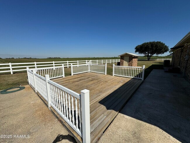 Building Photo - 13306 Louisiana Hwy 697 N