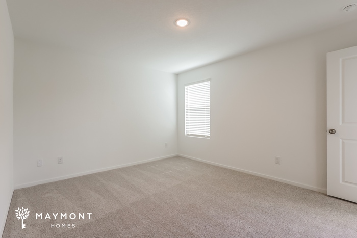 Building Photo - 2408 Shady Grv