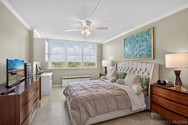 Building Photo - 2600 N Flagler Dr