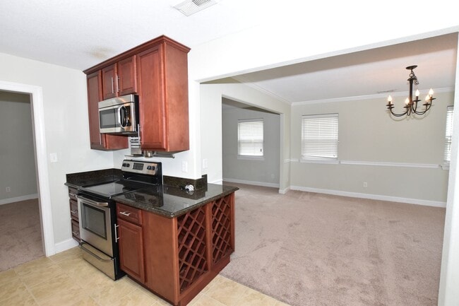 Building Photo - 4923 Krick St