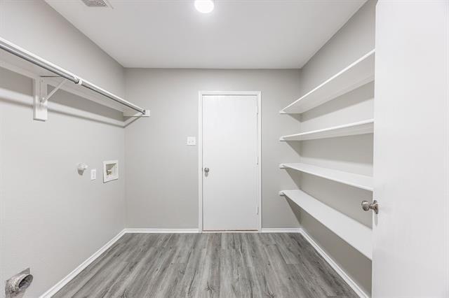 Building Photo - 2831 Grandview Dr