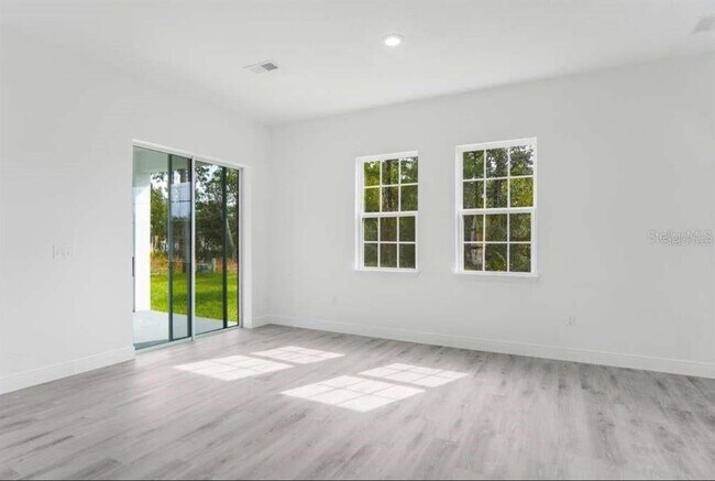 Building Photo - 2410 SW 147th Lane Rd