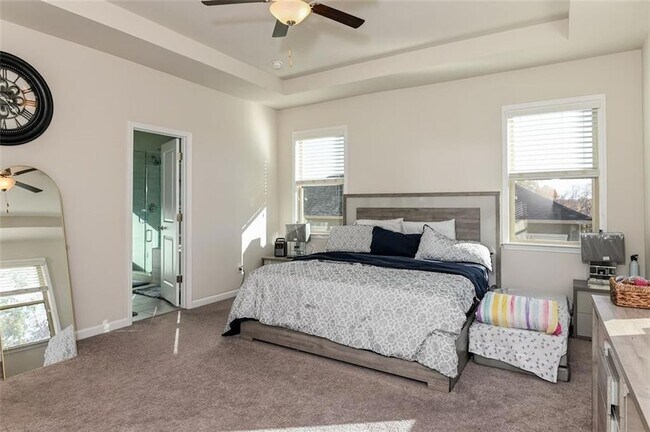 Building Photo - 4245 Grandview Pointe Wy