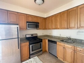 Building Photo - 217 Graff Ave