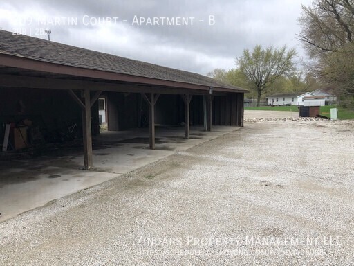 Building Photo - 209 Martin Ct