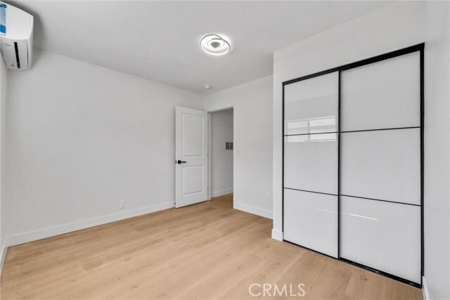Building Photo - 2305 Sesmas St