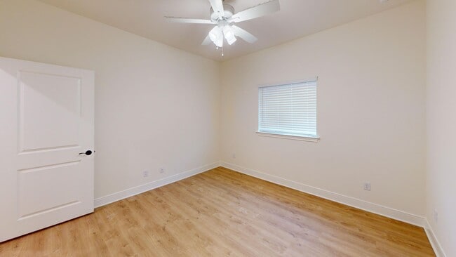 Building Photo - The Bowie-3BR/2BA w/2-car garage