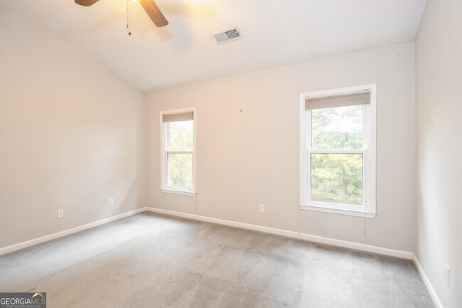 Building Photo - 612 Vinings Estates Dr SE
