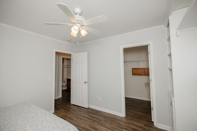 Building Photo - Charming 3-Bedroom Goose Creek Home with Attached Garage
