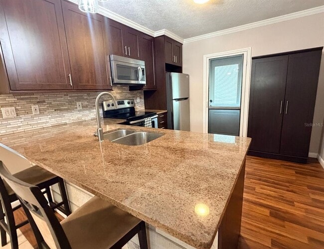 Building Photo - 5529 Magnolia Way