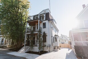 Building Photo - 5 Thurston St