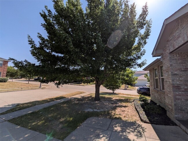 Building Photo - 1736 Carolina Ridge Way